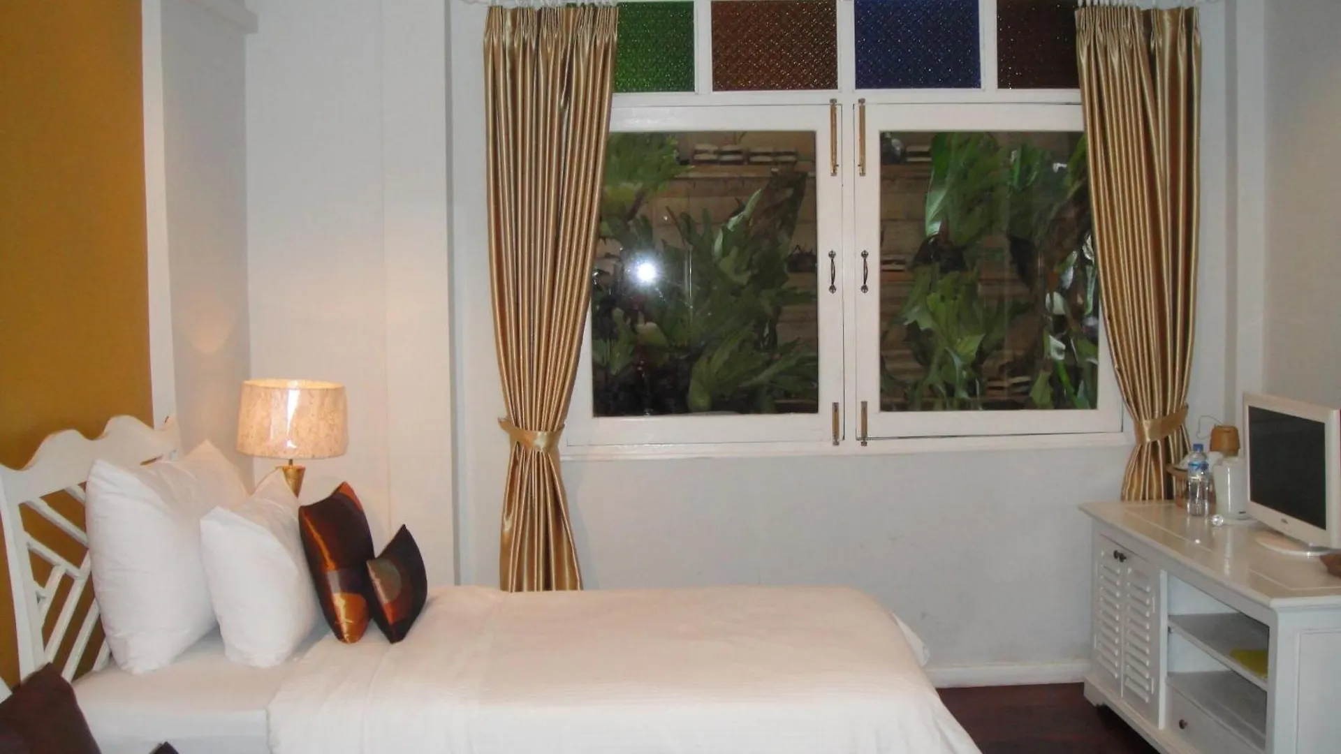 Luang Prabang Nagara Villa River View 4*, Luang Prabang Laos